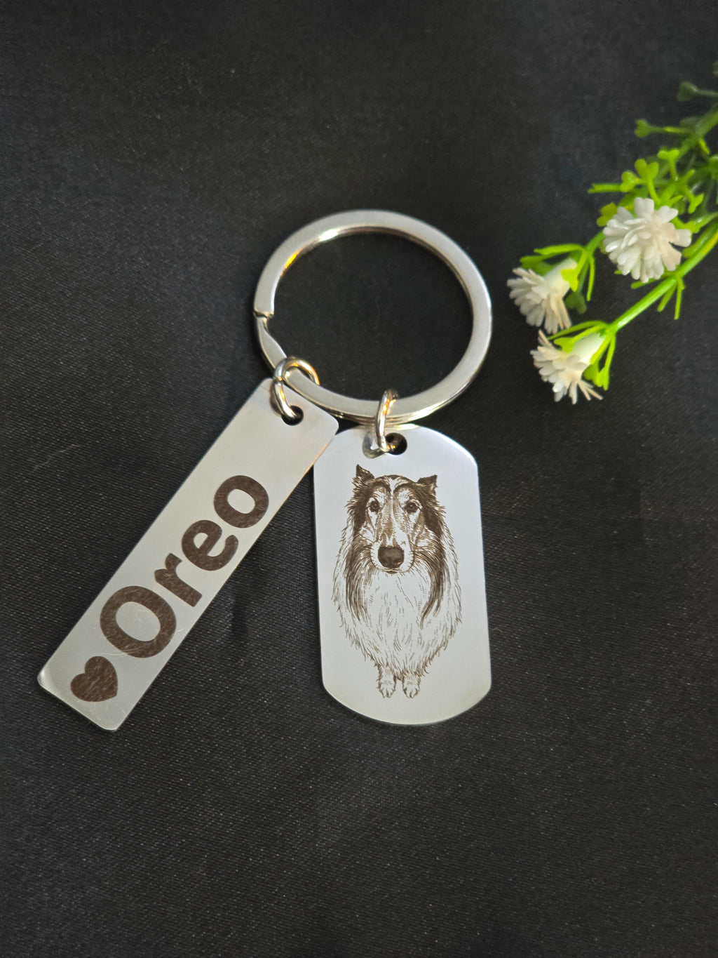 Pet keychain